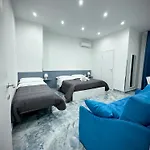 Marvit Central Luxury